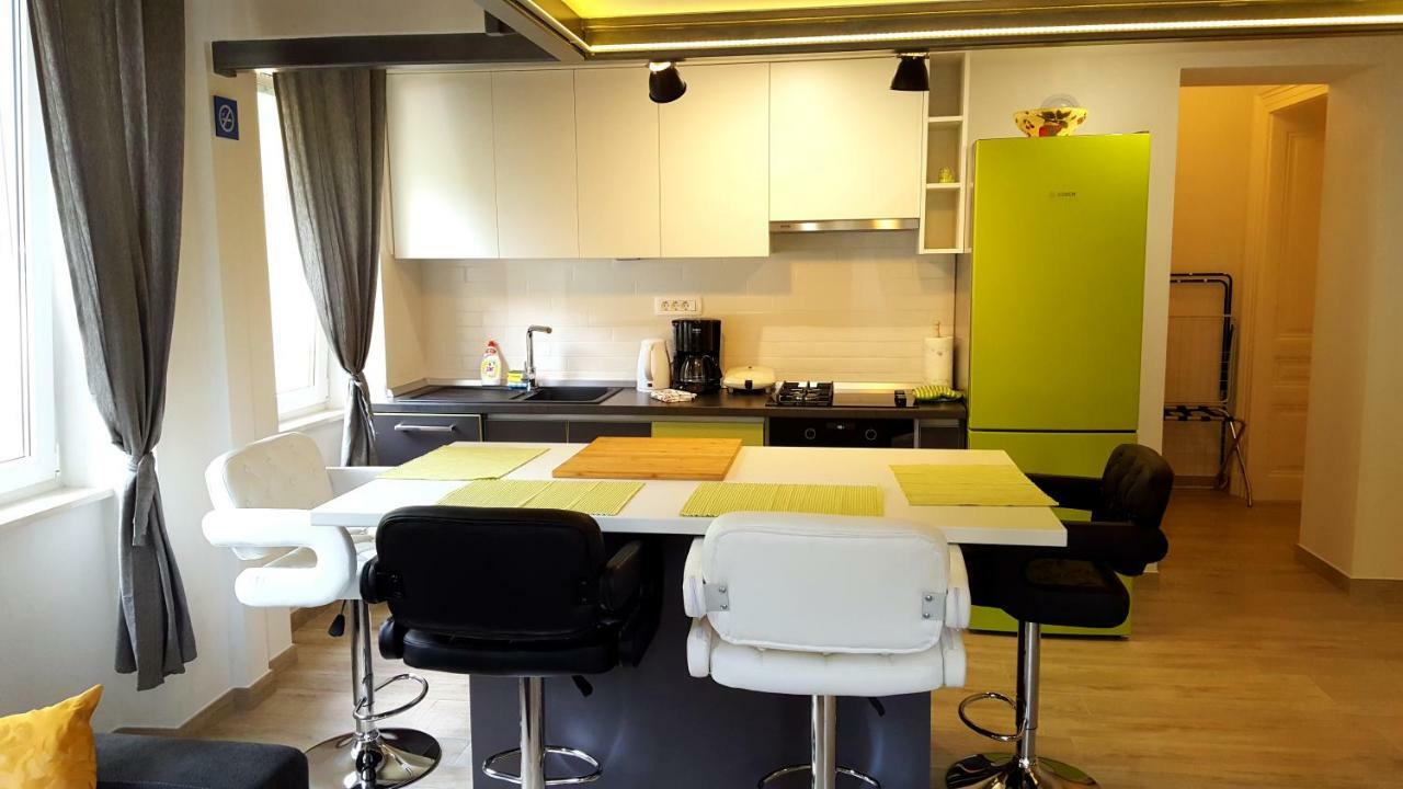 Studio Apartment Vanna - 1St Row To The Sea Opatija Exteriér fotografie