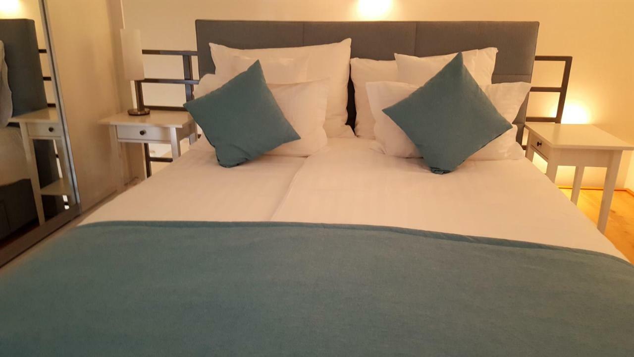 Studio Apartment Vanna - 1St Row To The Sea Opatija Exteriér fotografie